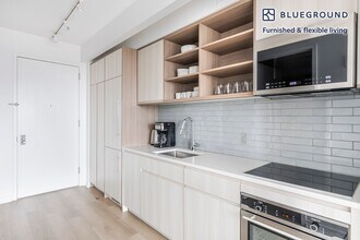 275 S 5th St, Unit SI FL15-ID1976 in Brooklyn, NY - Building Photo - Building Photo