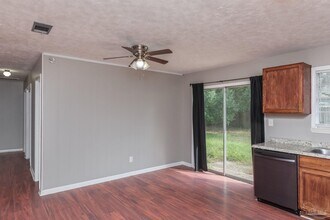 525 Quigley Rd in Pensacola, FL - Building Photo - Building Photo