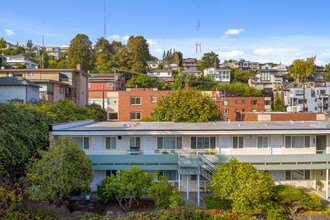 815 3rd Ave N in Seattle, WA - Foto de edificio - Building Photo