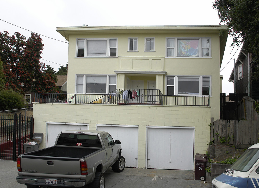 730-736 E 19th St in Oakland, CA - Building Photo