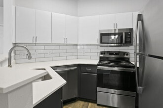 The Urban in Phoenix, AZ - Foto de edificio - Building Photo
