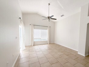 7925 Golden Pond Cir in Kissimmee, FL - Building Photo - Building Photo