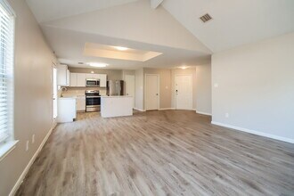 16266 Hidden Deer Ln in Conroe, TX - Building Photo - Building Photo