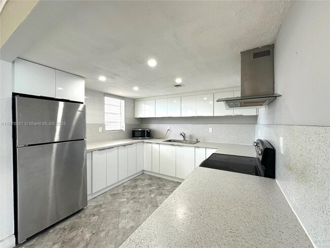 property at 14195 SW 87th St