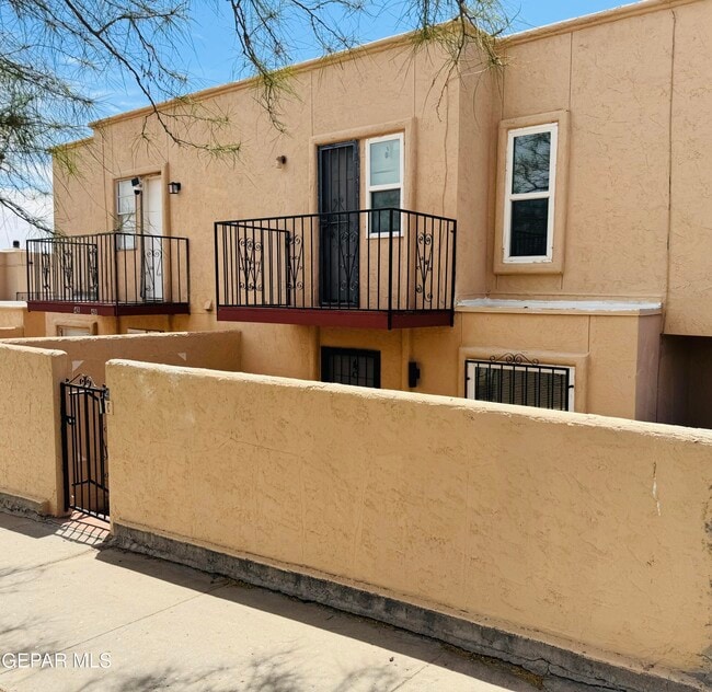 property at 2520 San Jose Ave