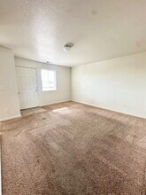 204 Hunters Way in Cheyenne, WY - Building Photo - Building Photo