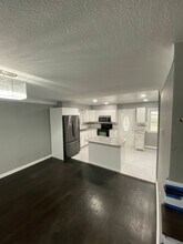 7515 Cloman Way E in Inver Grove Heights, MN - Building Photo - Building Photo