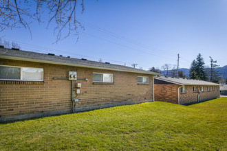 Valley View Apartments in Bellingham, WA - Building Photo - Other