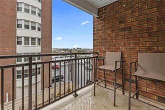 740 E Broadway in Long Beach, NY - Building Photo - Building Photo