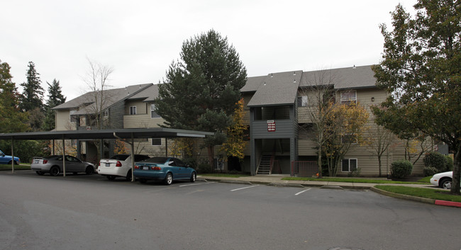 Mt Scott Commons in Happy Valley, OR - Foto de edificio - Building Photo