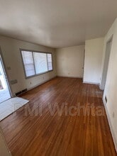 6149 E Boston St in Wichita, KS - Building Photo - Building Photo