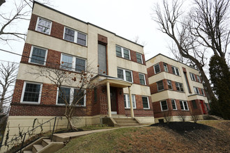 Beechwood Apartments in Narberth, PA - Foto de edificio - Building Photo