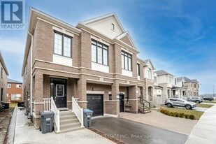 20 Hubbell Rd in Brampton, ON - Building Photo