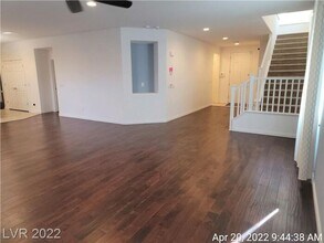 10465 Saddle Mountain St in Las Vegas, NV - Building Photo - Building Photo