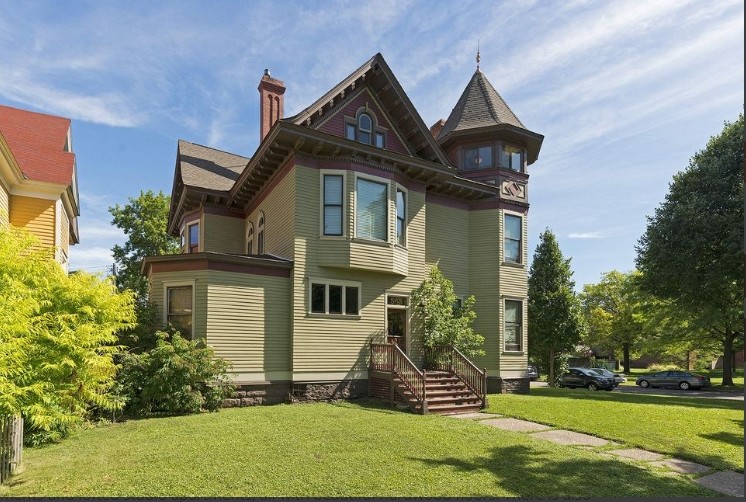 Marshall Mansion in St. Paul, MN - Building Photo