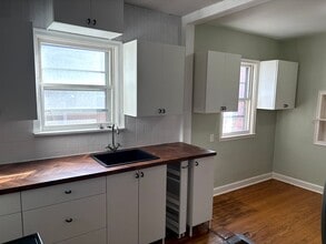 1174 E 77th St in Kansas City, MO - Building Photo - Building Photo