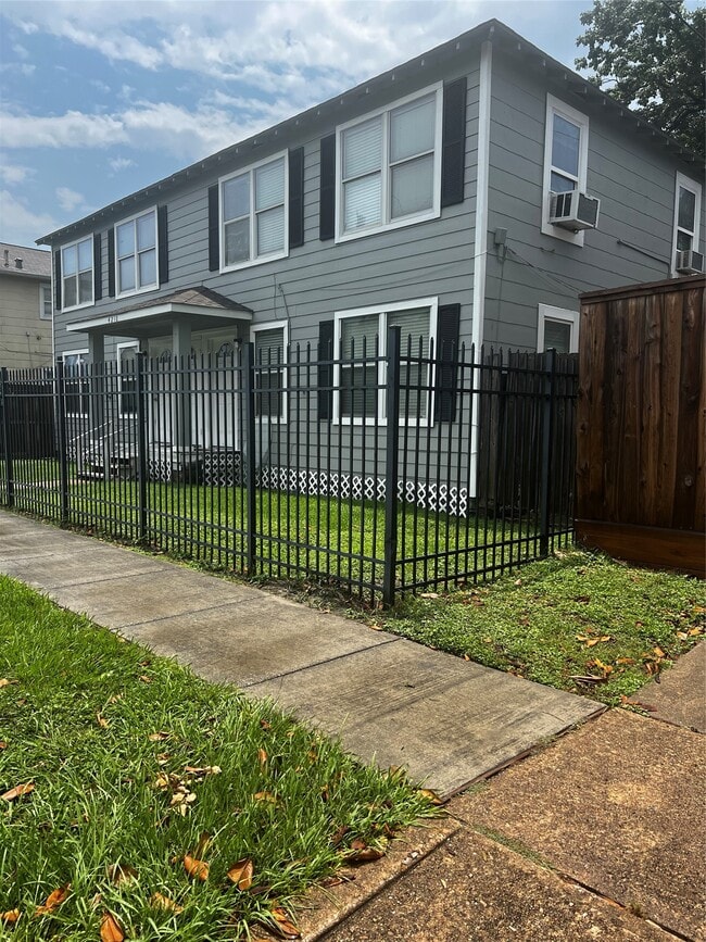 property at 4210 Ennis St