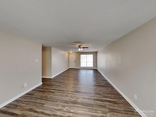 620 Wallace Dr in Crowley, TX - Building Photo - Building Photo