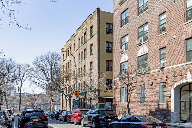 1360 Dr Martin L King Jr Blvd in Bronx, NY - Building Photo - Building Photo