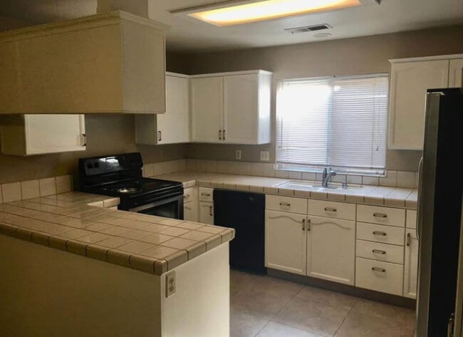 1822 Gettysburg Ave in Clovis, CA - Building Photo - Building Photo