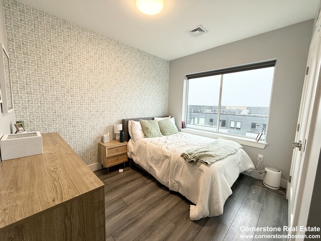 55 W 5th St, Unit 608 in Boston, MA - Building Photo - Building Photo