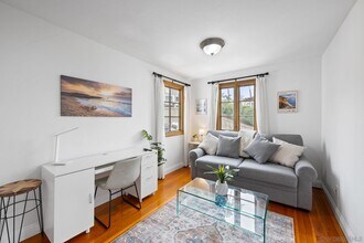 1315 Cave St in San Diego, CA - Building Photo - Building Photo