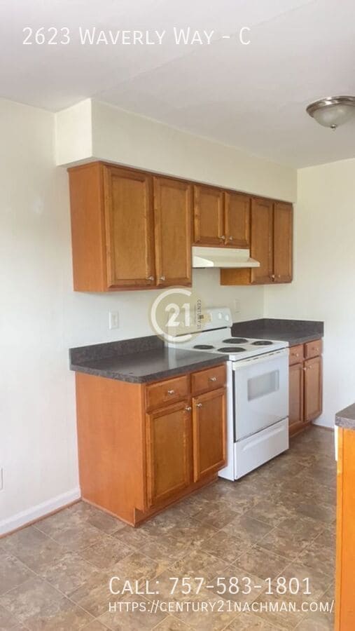 2623 Waverly Way in Norfolk, VA - Building Photo - Building Photo
