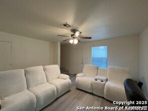 3853 Maverick Crk Rd in San Antonio, TX - Building Photo - Building Photo