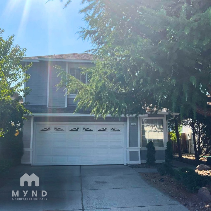 1576 Reno View Dr in Reno, NV - Building Photo