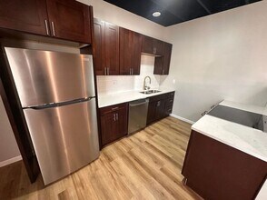 3223 E Douglas Ave in Wichita, KS - Building Photo - Building Photo