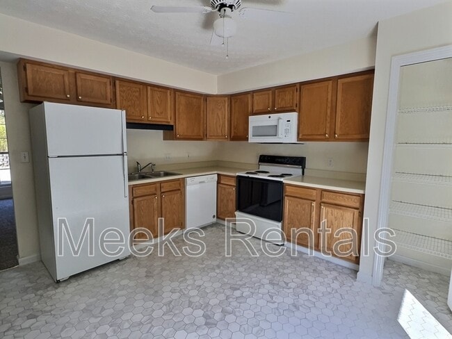 109 Botley Ln in Hurricane, WV - Building Photo - Building Photo