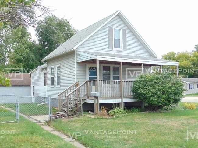 property at 993 Velp Ave