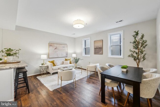 1421 Columbia Rd NW in Washington, DC - Building Photo - Building Photo