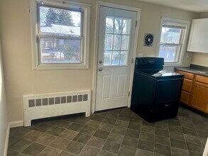 354 South in Bedford, MA - Building Photo - Building Photo