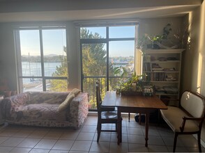 409 Swift St in Victoria, BC - Building Photo - Building Photo