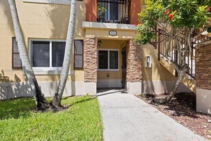 970 NE 33rd Terrace, Unit 102 in Homestead, FL - Building Photo