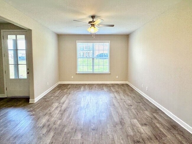430 Azalea Dr-Unit -1 in Somerville, TN - Building Photo - Building Photo