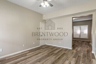 147 E 30th St in Indianapolis, IN - Building Photo - Building Photo