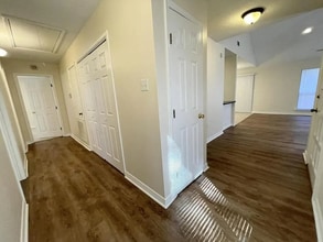 129 Mead Ct in Mandeville, LA - Foto de edificio - Building Photo