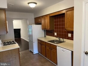 32 Wyckwood Ct in Newtown, PA - Building Photo - Building Photo