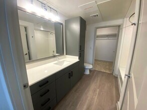 2670 S A.W. Grimes Blvd in Round Rock, TX - Building Photo - Building Photo