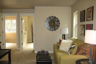 20256 Badger Rd in Bend, OR - Building Photo - Building Photo