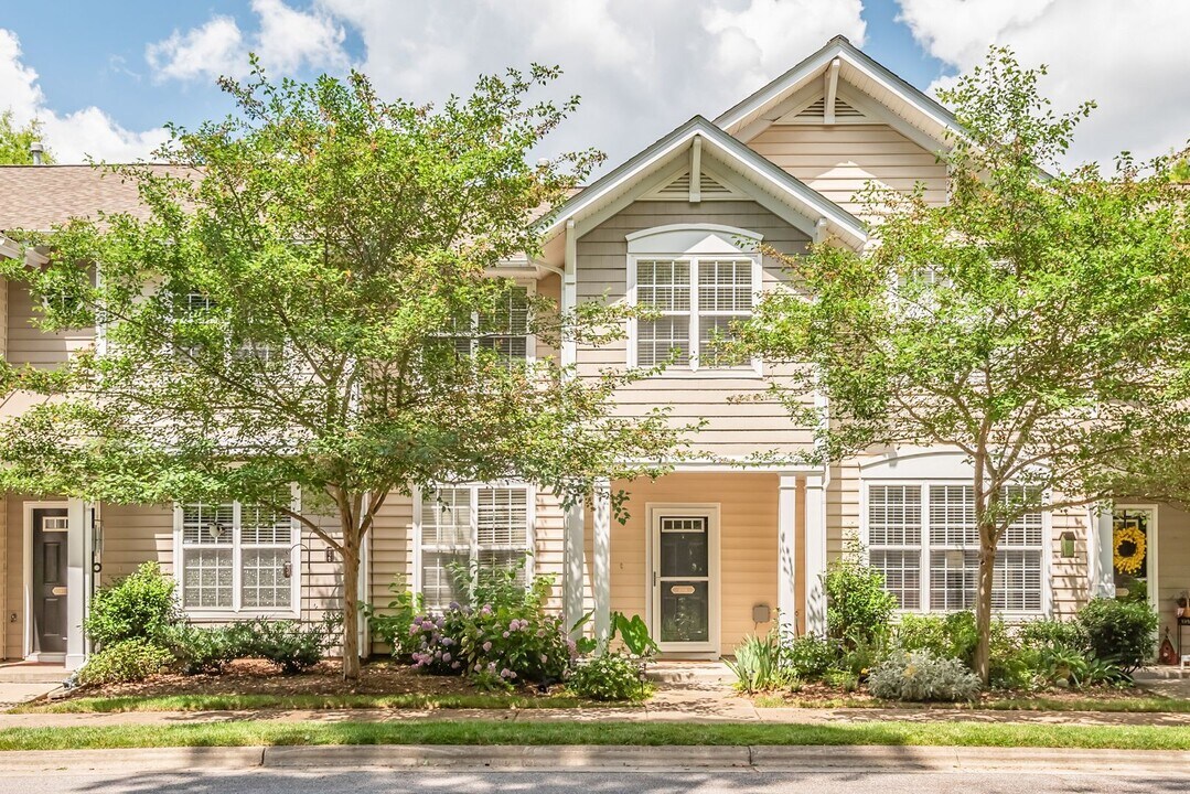 4206 Stepping Stone Dr in Durham, NC - Foto de edificio