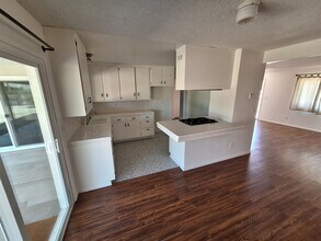 7601 Shawnee Trail in Yucca Valley, CA - Building Photo - Building Photo