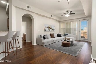 14575 W Mountain View Blvd, Unit 11312 in Surprise, AZ - Foto de edificio - Building Photo