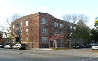 2001 W Warner Ave Apartments