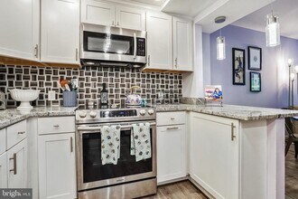 7621 Provincial Dr in McLean, VA - Building Photo - Building Photo