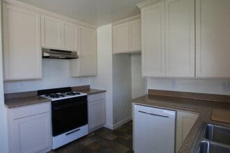 2049 Sierra Way in San Luis Obispo, CA - Building Photo - Building Photo