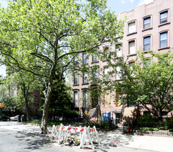 63 1st Pl in Brooklyn, NY - Building Photo - Building Photo