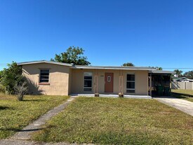 22242 Belinda Ave in Port Charlotte, FL - Building Photo